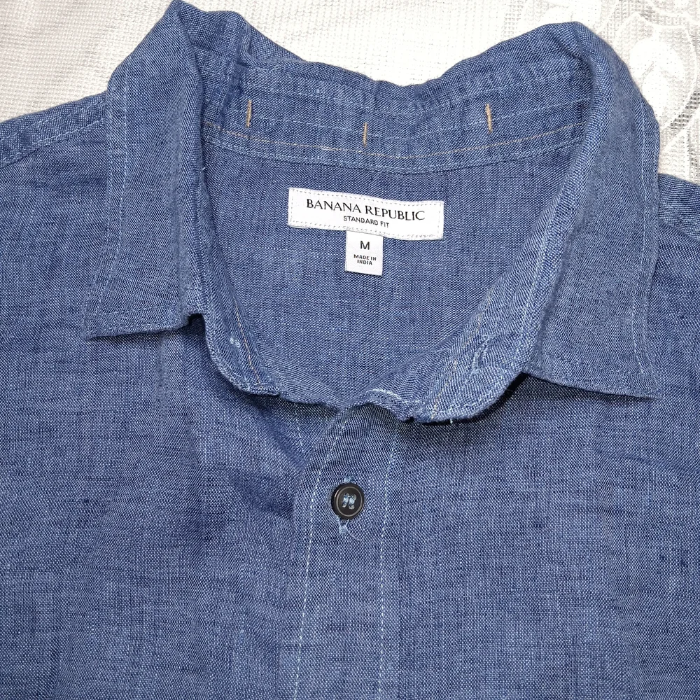 Banana Republic Indigo Casual Button Down Shirt